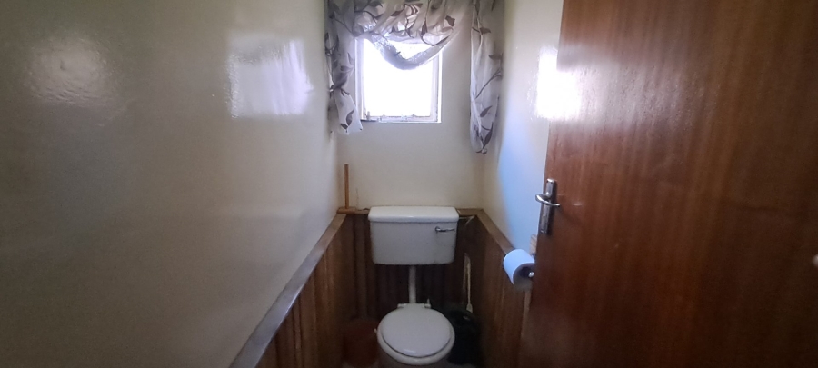 4 Bedroom Property for Sale in Morewag Free State
